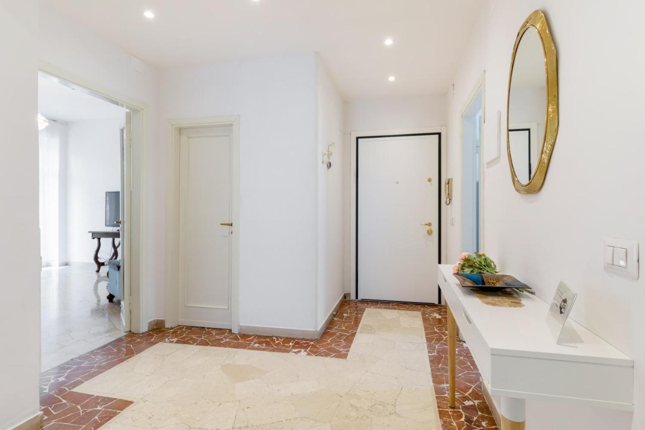 Il Salotto Blu - Appartamento Con Parcheggio Firenze Eksteriør billede